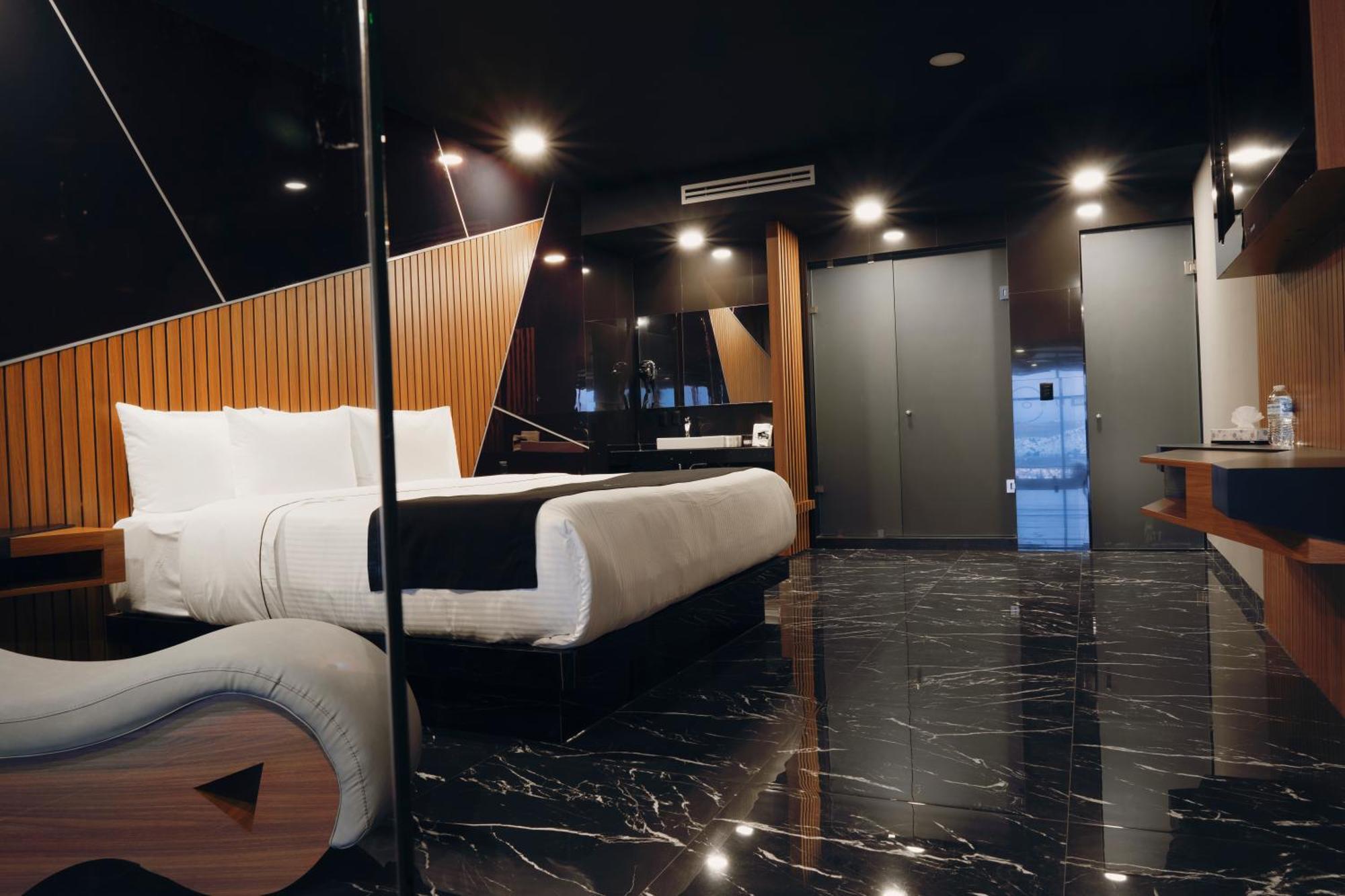 Hotel Yoru كويريتارو المظهر الخارجي الصورة